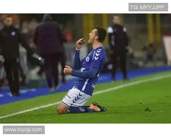 斯特拉与卡昂的对决分析及比赛前瞻展望