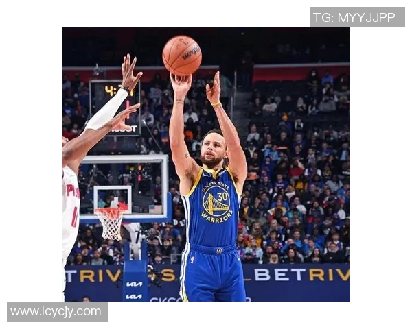 库里带领勇士战胜活塞精彩集锦回顾与赛后分析